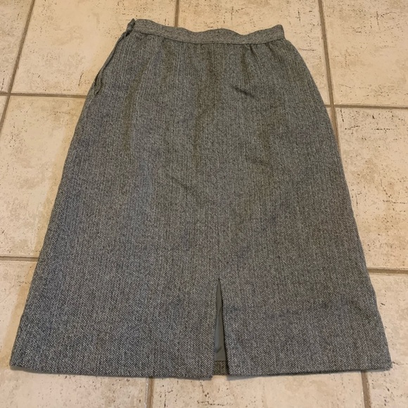 Vintage PORTS INTERNATIONAL 80% Alpaca Wool Herringbone Midi A-Line Skirt 12 - Picture 2 of 9